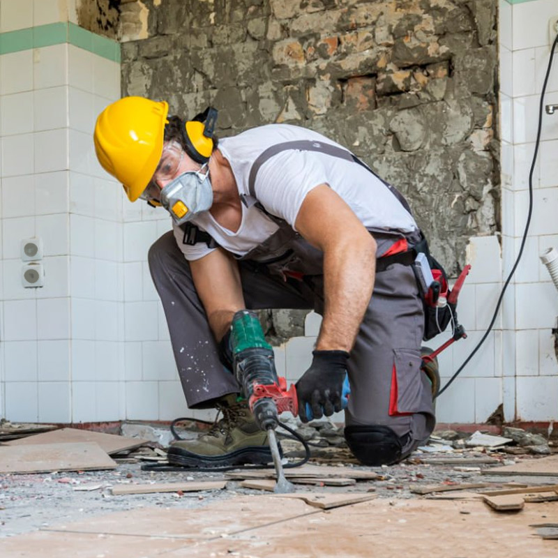 Dépose de carrelage dans la salle de bains